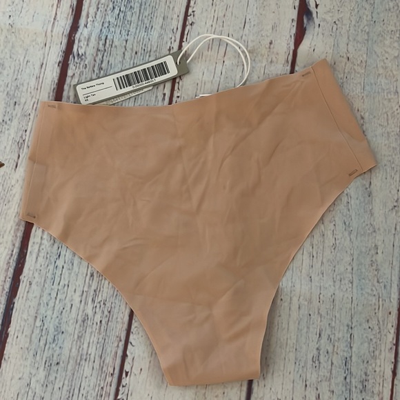 NWT Everlane the Renew high rise invisible thong - Picture 3 of 6